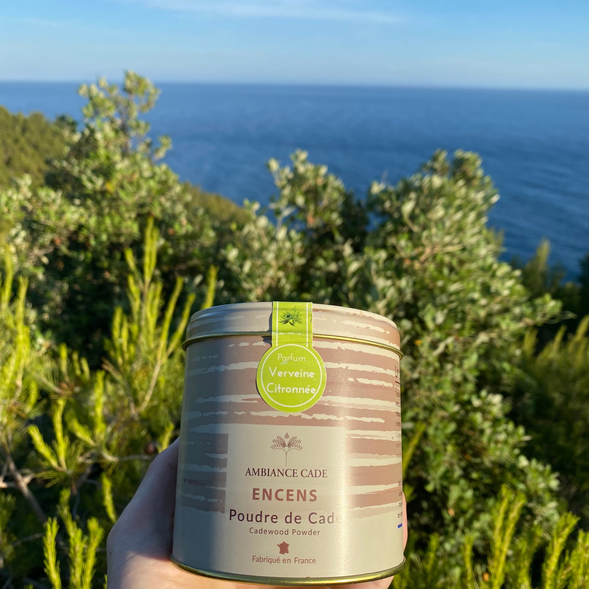 Packaging boite d'encens naturel décor provence